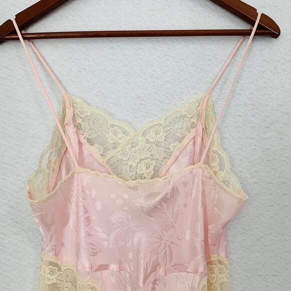 Victoria Secret Sleepwear Women M Pink Ivory Robe Negligee Gold Label Comfy VTG - Picture 12 of 14